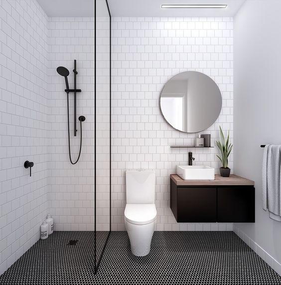 ¿Cómo ganar espacio en un baño pequeño?